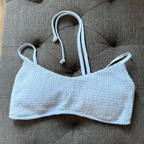 Hollister baby blue bikini top (medium) - Picture 1 of 5